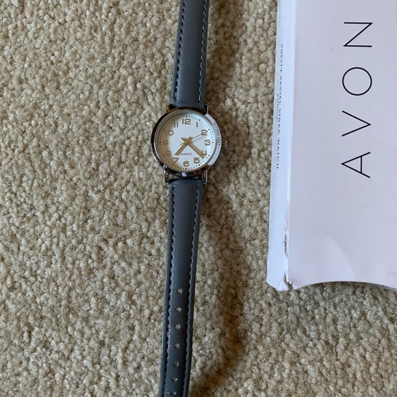 2 Avon Watches. Yellow 1 Never Out of Box. Gray 1 Wore Few Times. $10.00 Pair. - Picture 3 of 6
